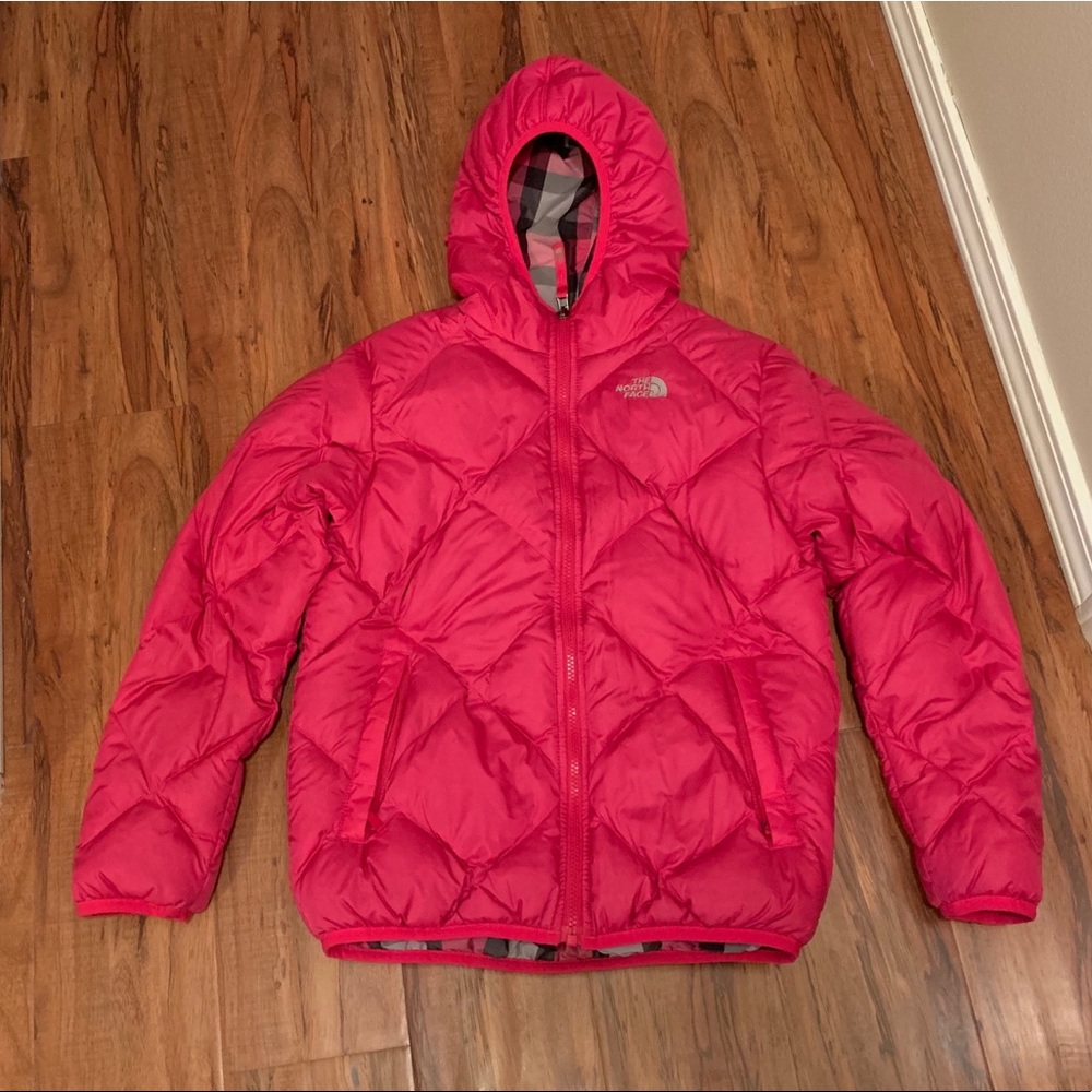 The North Face puffer down coat. EUC. Reversible